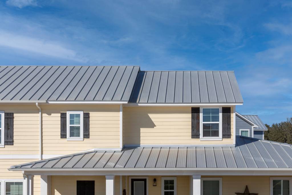 Top Tips for Seamless Roofing Installation
